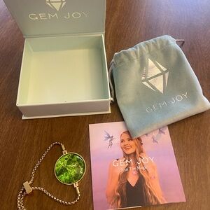 Gem Joy Gold and Green Bracelet NIB